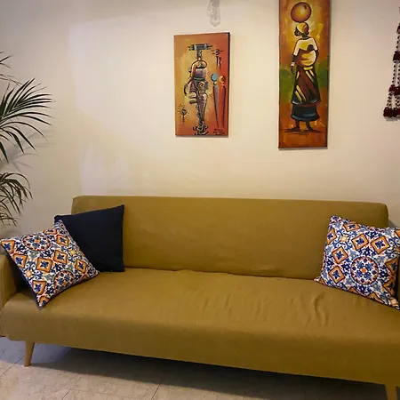 Adinkra Suits Apartmán *