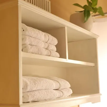 Adinkra Suits Apartament