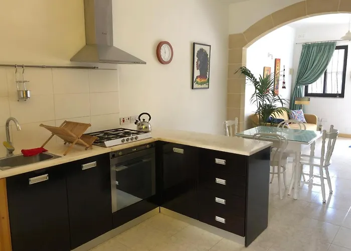 Adinkra Suits Balzan