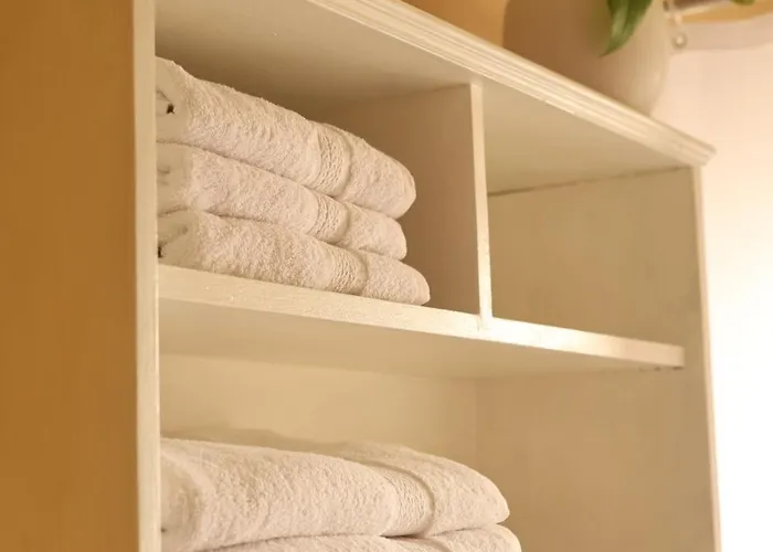 Adinkra Suits Appartamento